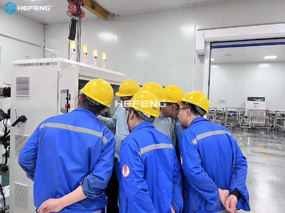 客戶現(xiàn)場組織機(jī)電部門電暈設(shè)備崗前培訓(xùn)